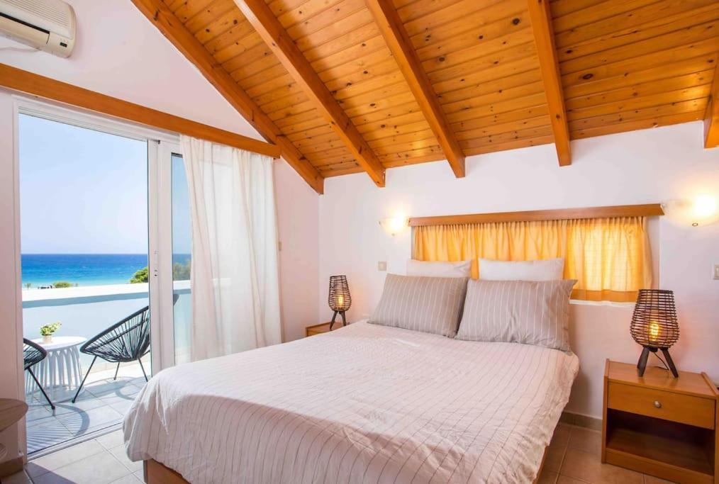 Megat Seaview And Seaside Apartments Ialysos  Exterior photo